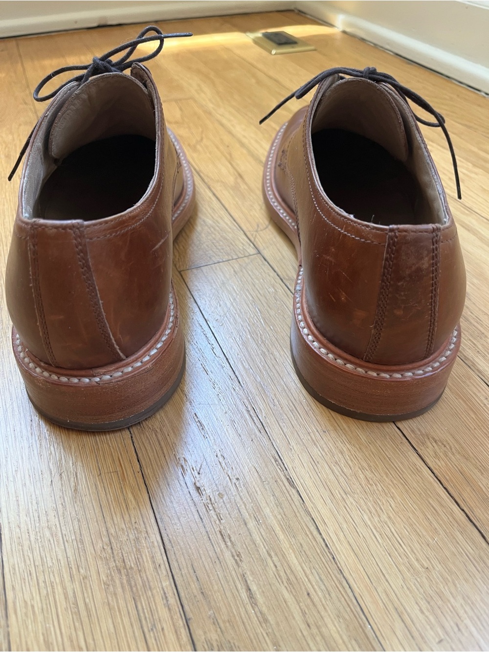 Taylor Stitch Chestnut Brown Leather Derby Shoes - Picture 5 of 8